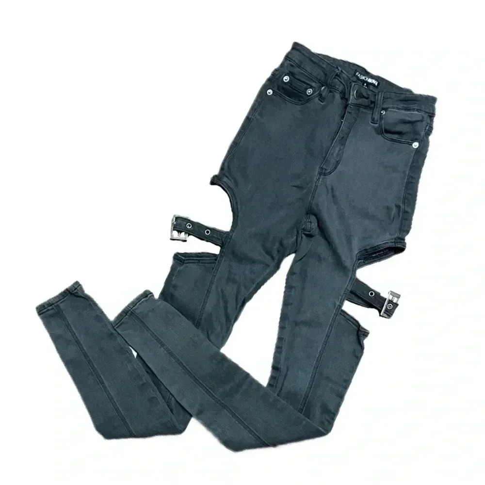 Fashion Nova Jeans Sz 0